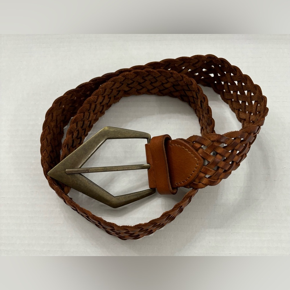 Vilenca Holland Women Brown Woven Leather Belt